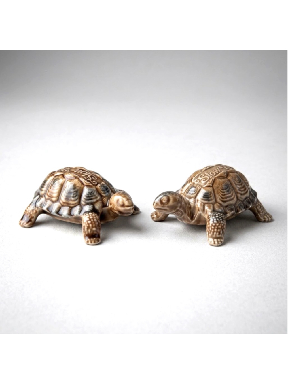 Vintage Wade of England Turtle Pair – Porcelain Figurines – Set of 2
